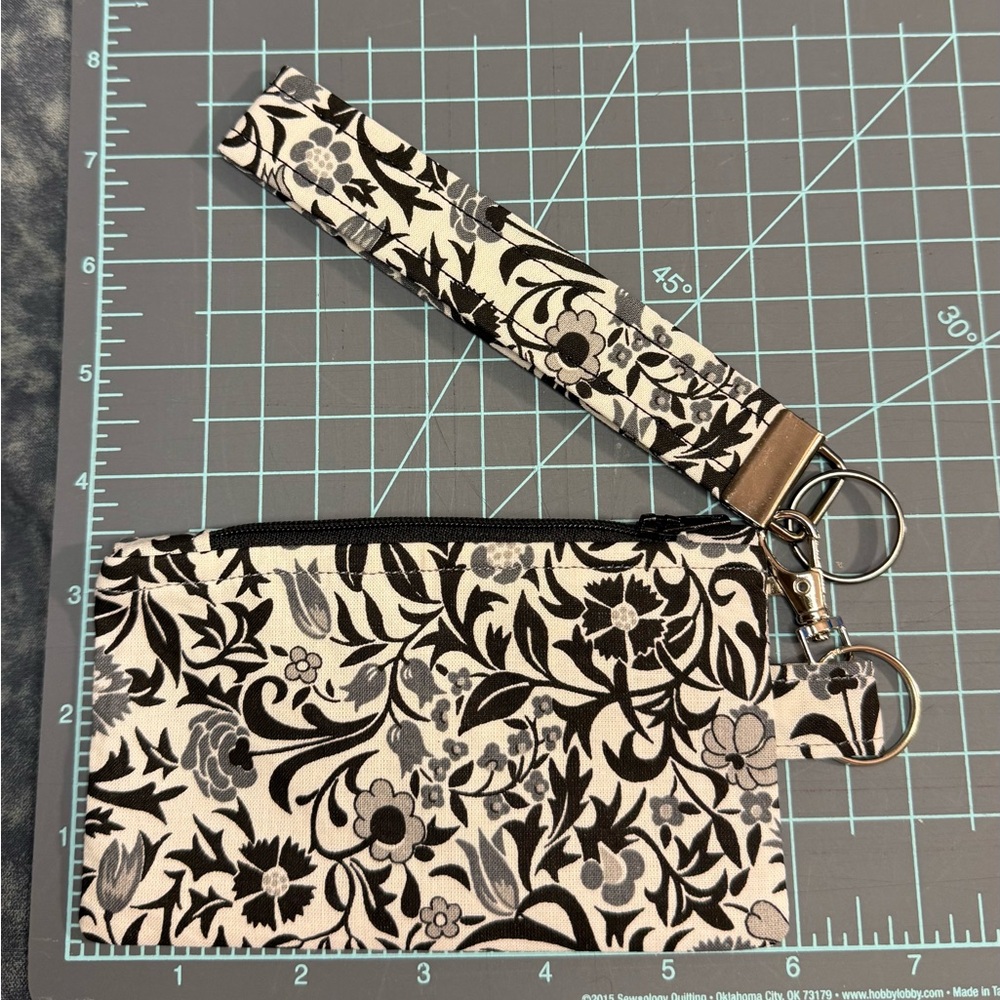 Floral Black and White Coin Purse Keychain